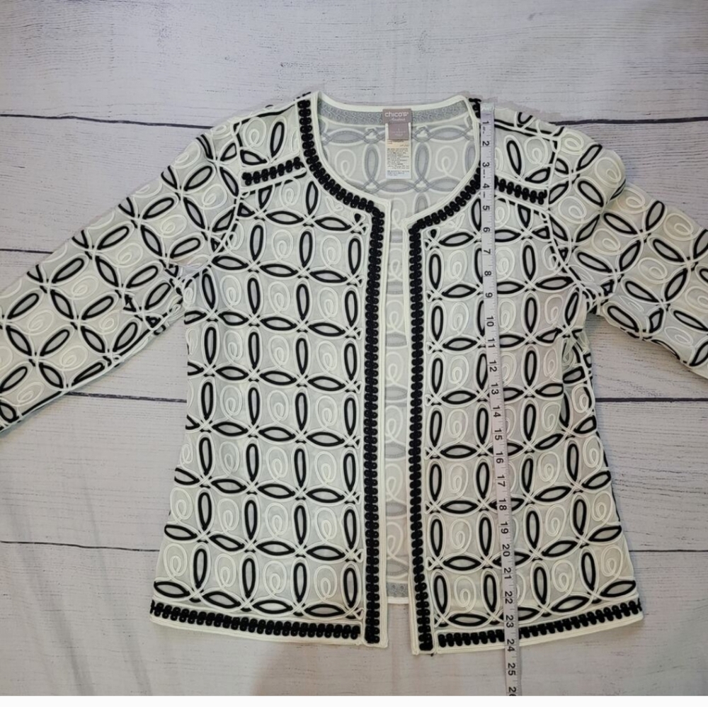 Chico's Black and White Geometric Jacket - Picture 4 of 9